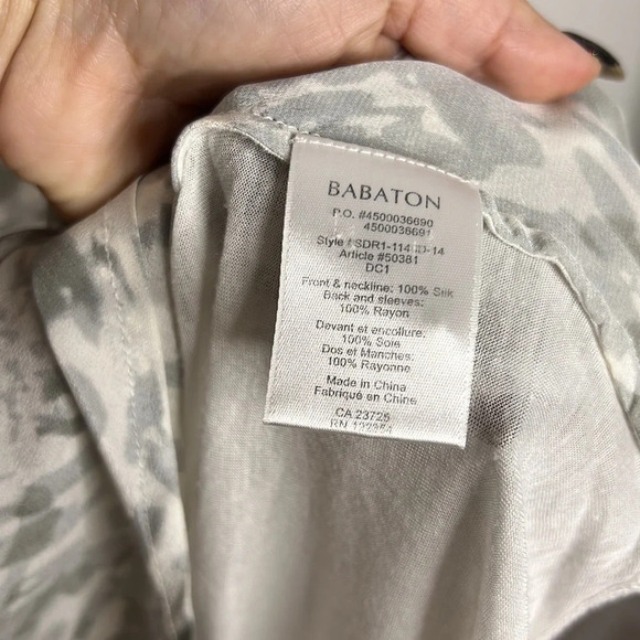 BABATON Aritzia Animal Print Silk Cotton Blend Long Sleeve V Neck Blouse - Picture 8 of 9